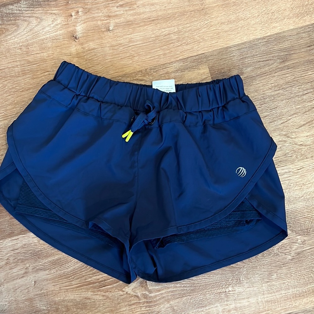 Athletic shorts. Like new. Size small.